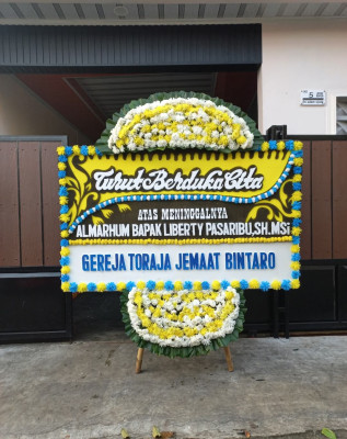 Papan Bunga Duka di Tanah Siang Selatan